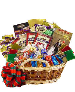 Приобрести продуктовая корзину "Праздничная забава" Для любителей сладкого и детей  с доставкой в по Загорскому
